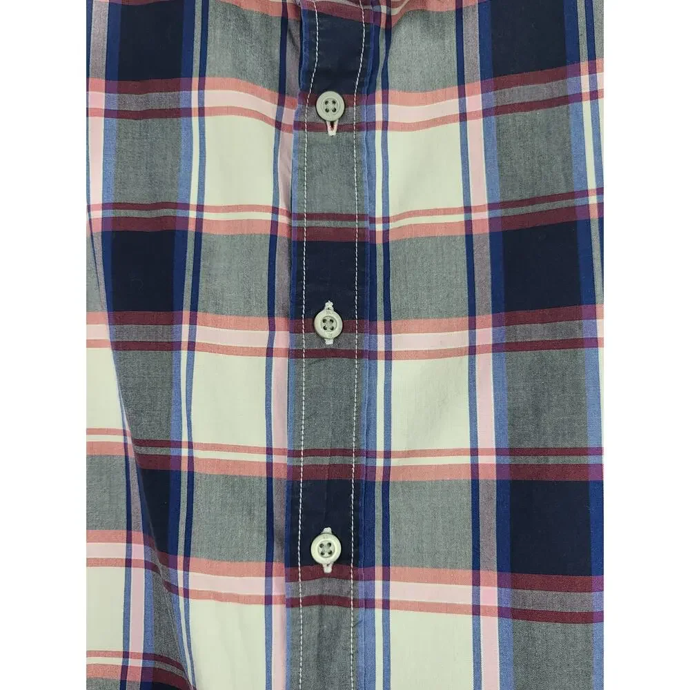 Banana Republic grant fit plaid button down - medium